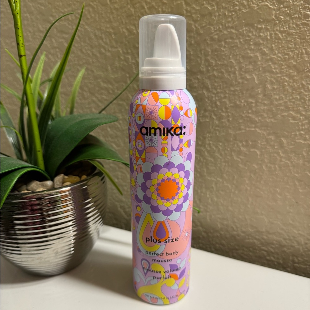New Amika Plus Size Perfect Body Mousee